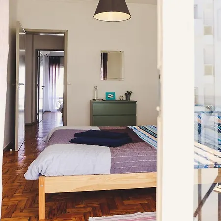 Spacious Apartment- Close To Beach And Town Centre Pensión